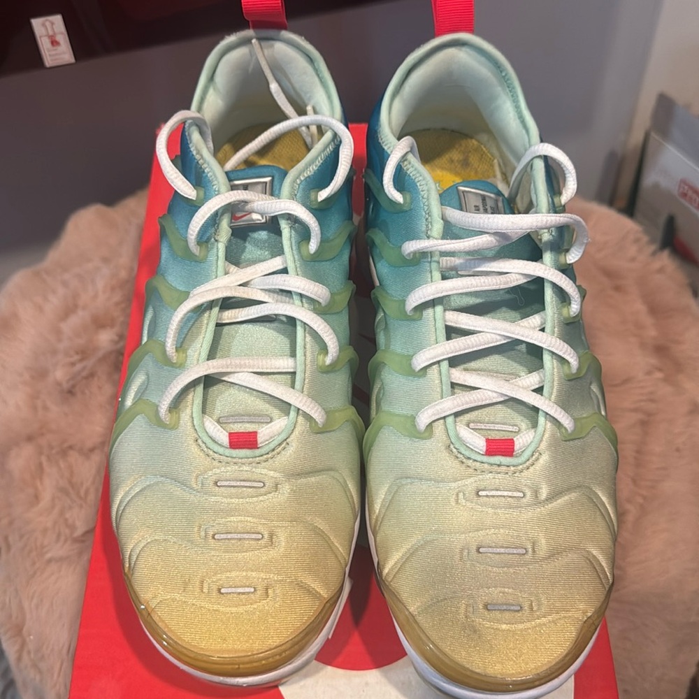 NIKE W Air Vapormax Plud